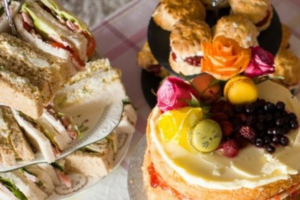 10 tips for hosting a Pawsome Afternoon Tea